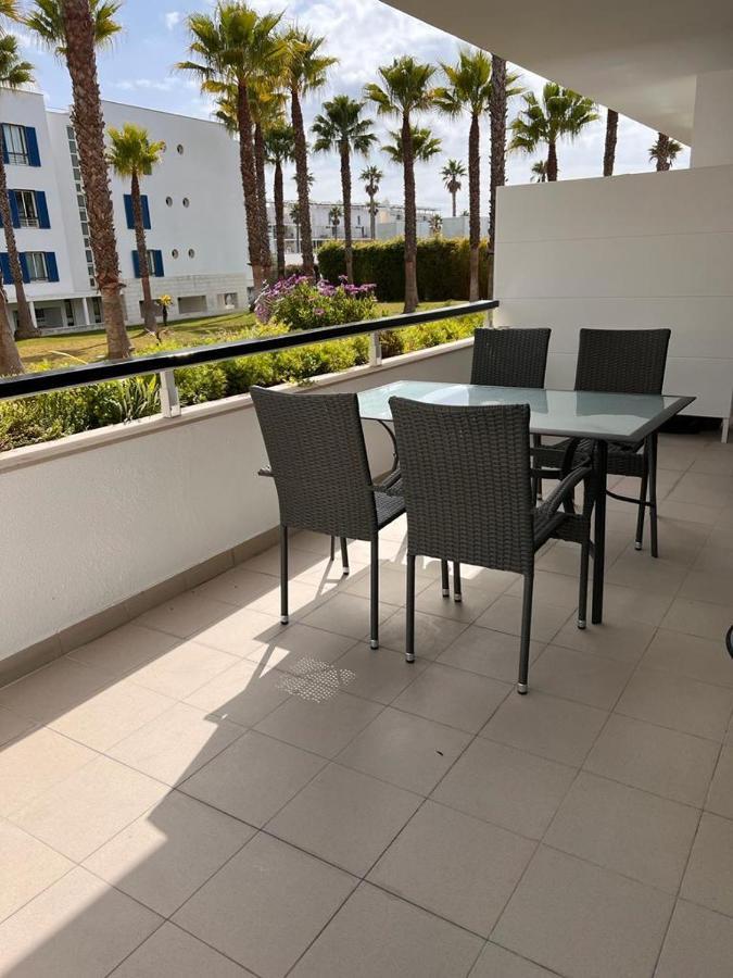 Angies Marina Apartment, Includes 2 Free Passes For The Marina Pool Lagos Exterior foto