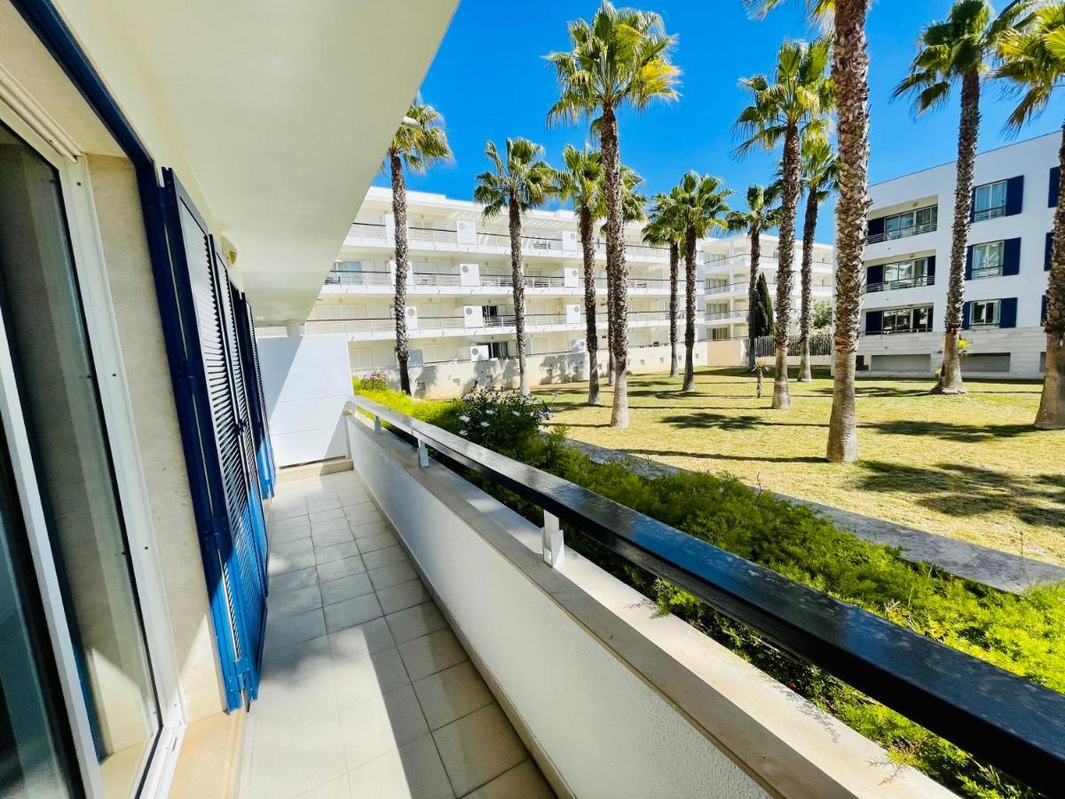 Angies Marina Apartment, Includes 2 Free Passes For The Marina Pool Lagos Exterior foto
