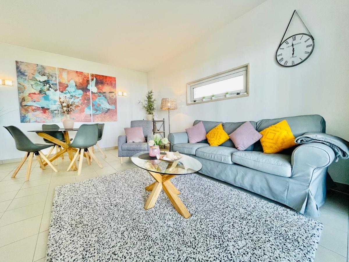 Angies Marina Apartment, Includes 2 Free Passes For The Marina Pool Lagos Exterior foto